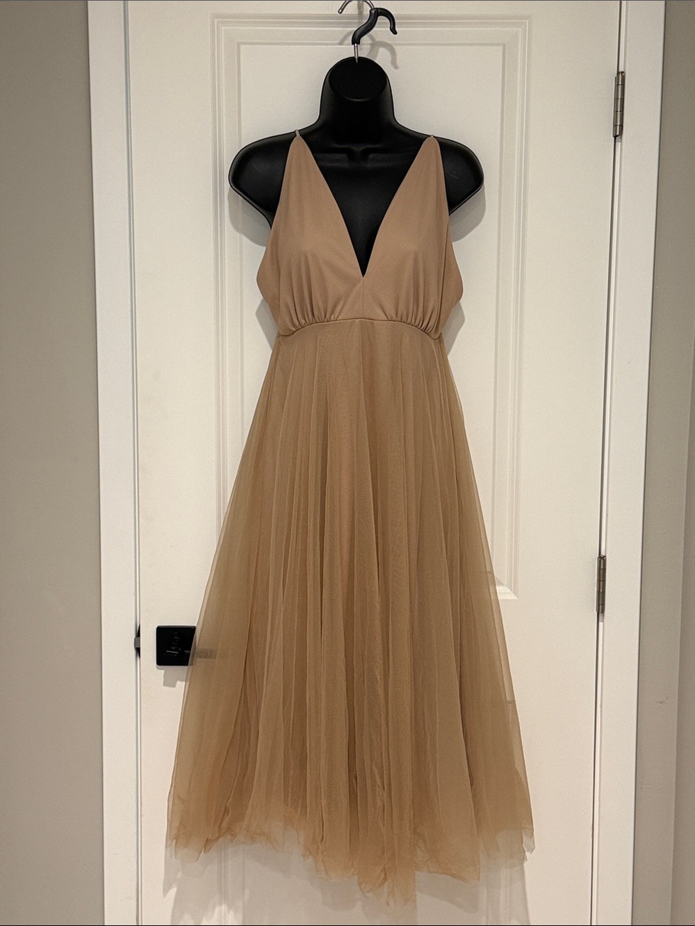 Story On Chiffon Midi Dress